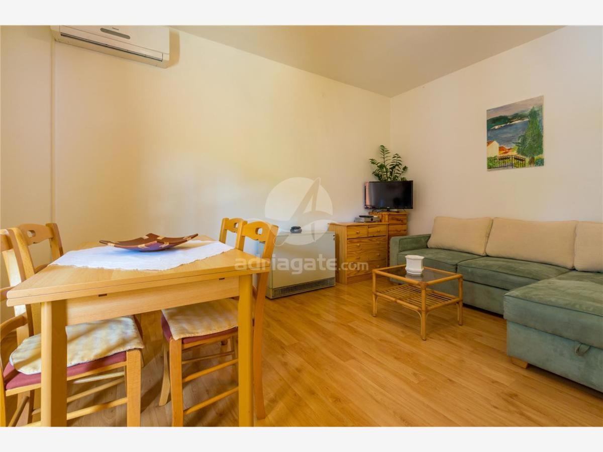 Apartments Dora Selce Extérieur photo